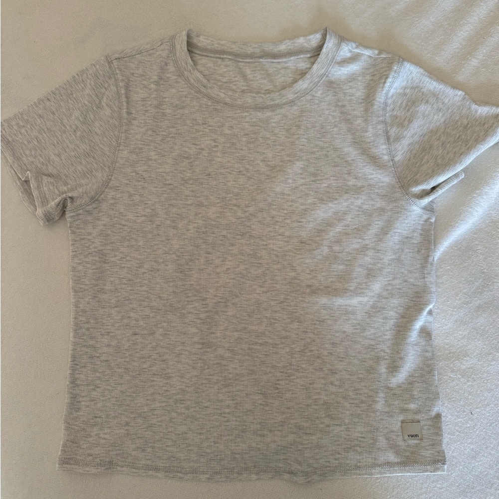 Vuori Light Gray Crop Top